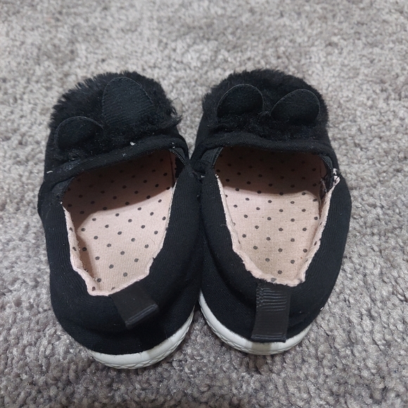 Shoes - Picture 3 of 6